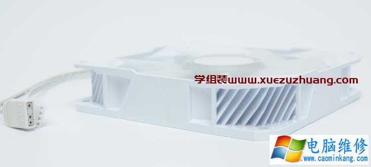 ROG STRIX LC II 360 ARGB WHITE EDITION开箱测试