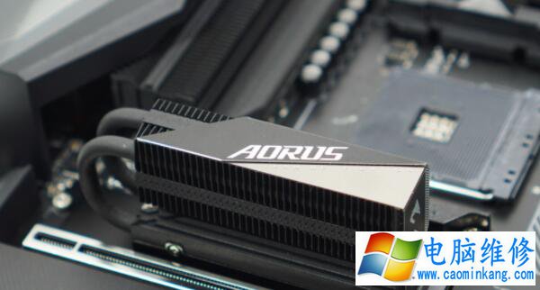 AORUS 7000s Prem. PCIe Gen4 M.2 SSD评测开箱